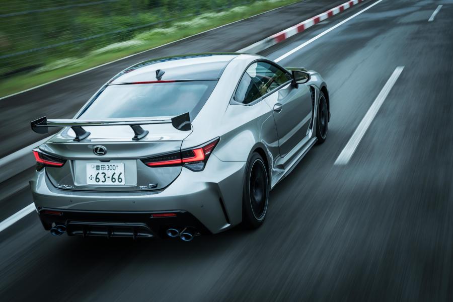  Lexus RC F Performance Package 2019 года  (JP) (фото 11 из 31)